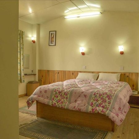 Hotel Impala Garden Катманду Номер фото