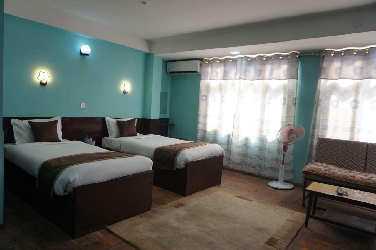 Hotel Impala Garden Катманду Экстерьер фото