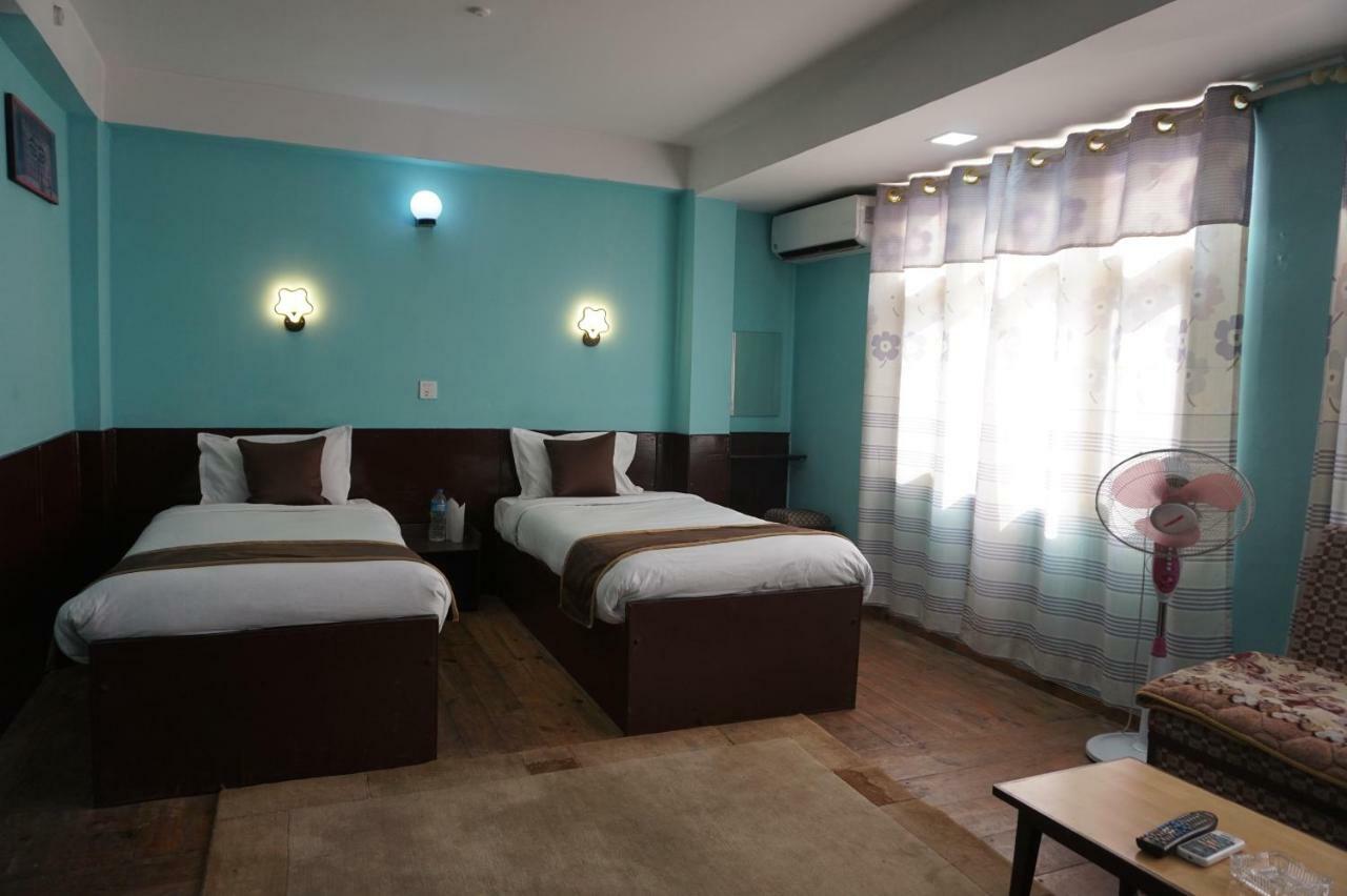 Hotel Impala Garden Катманду Экстерьер фото